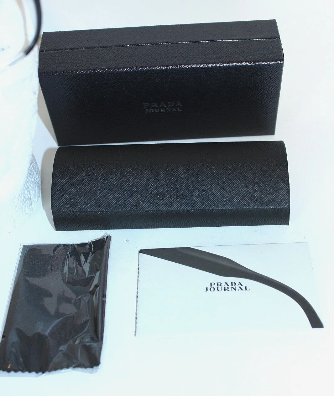 New PRADA Journal Women 3